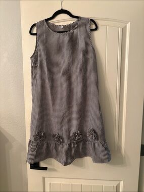 Sleeveless Gingham Shift Dress with Hem Flowers - Black/White